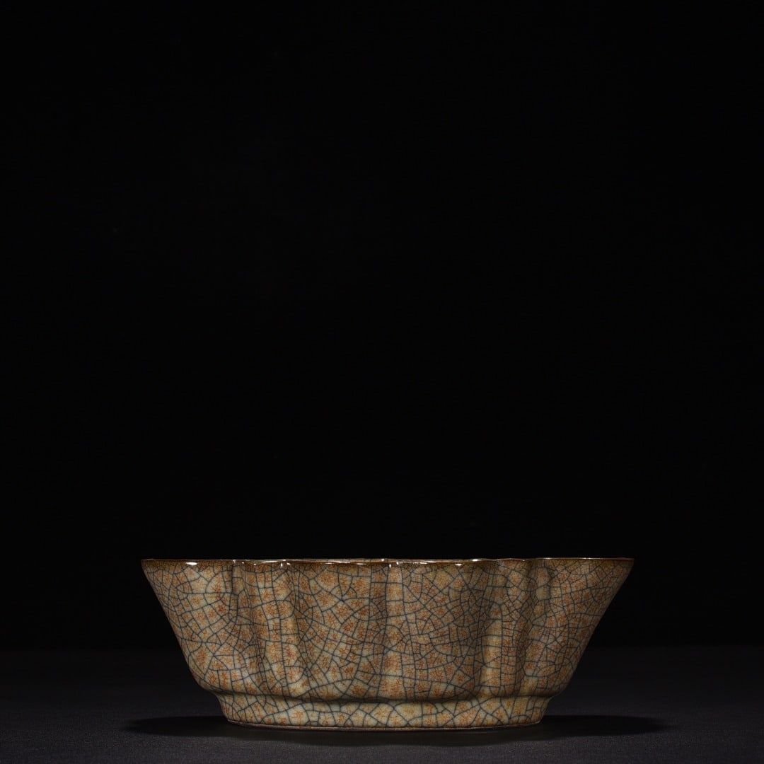 Chinese ge kiln porcelain washer Song dynasty (1 of 7)