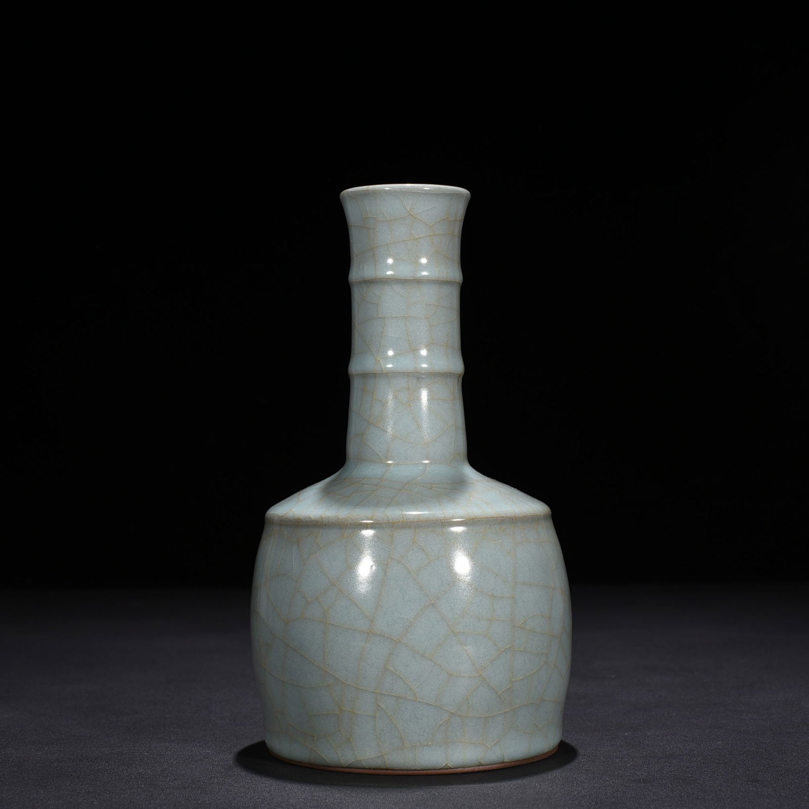 Song Dynasty official kiln dazzling pattern paper mallet bottle (1 of 6)