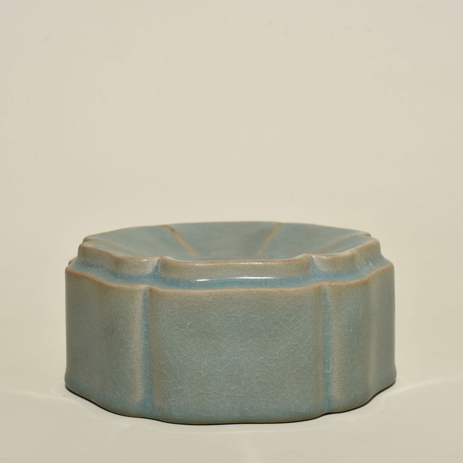 Song Dynasty Ru kiln azure glaze six-square box set six-square wash (1 of 7)