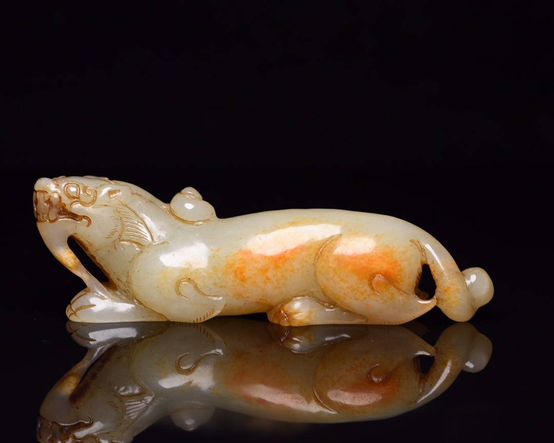 Chinese natural jade carved ornaments Qing dynasty (1 of 9)