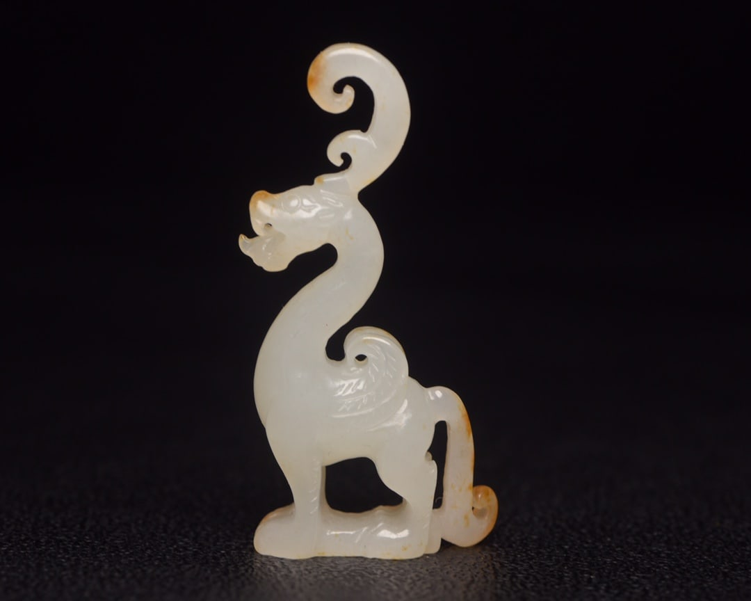 Chinese natural jade carved ornaments Qing dynasty (1 of 9)