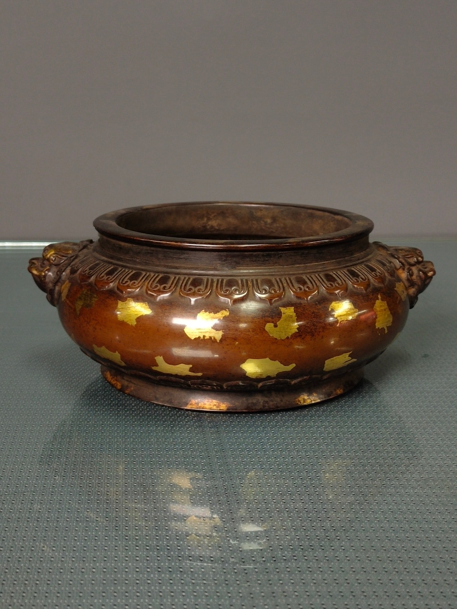 Chinese gilt bronze incense burner Ming dynasty Xuande Mark & Period (1 of 9)