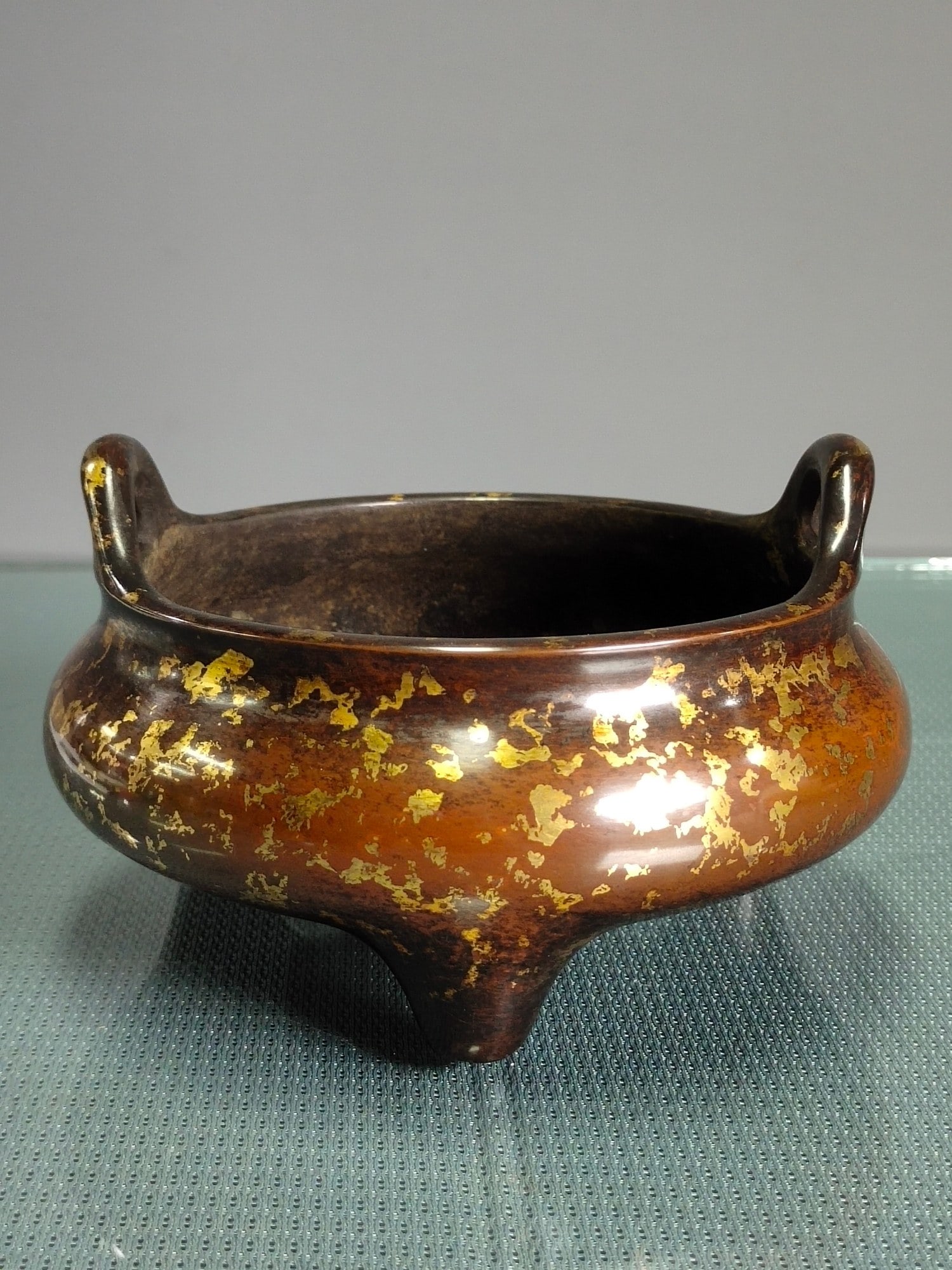 Chinese gilt bronze incense burner Ming dynasty Xuande Mark & Period (1 of 9)