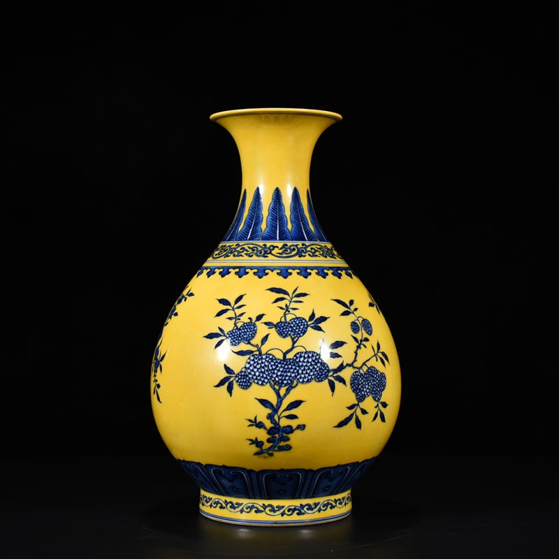 Qing Dynasty Qianlong yellow ground blue and white jade pot (1 of 9)