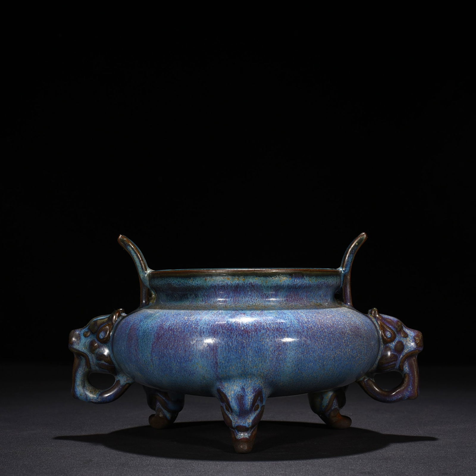 Song Dynasty Jun-glazed kiln three-legged double-eared furnace (1 of 8)