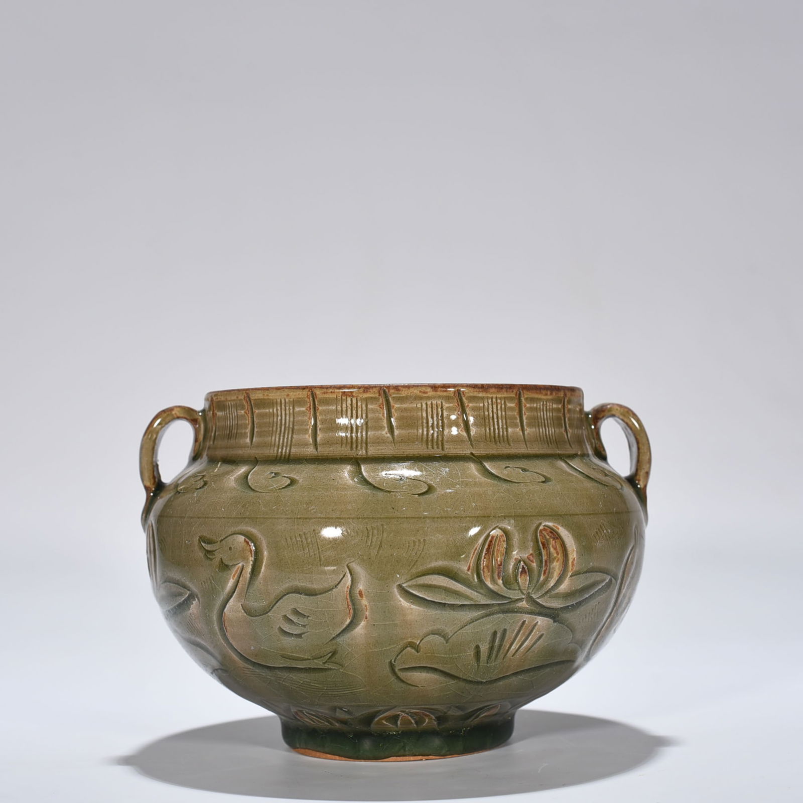 Song Dynasty Yaozhou kiln carved lotus pond and mandarin duck pattern double-series jar (1 of 7)