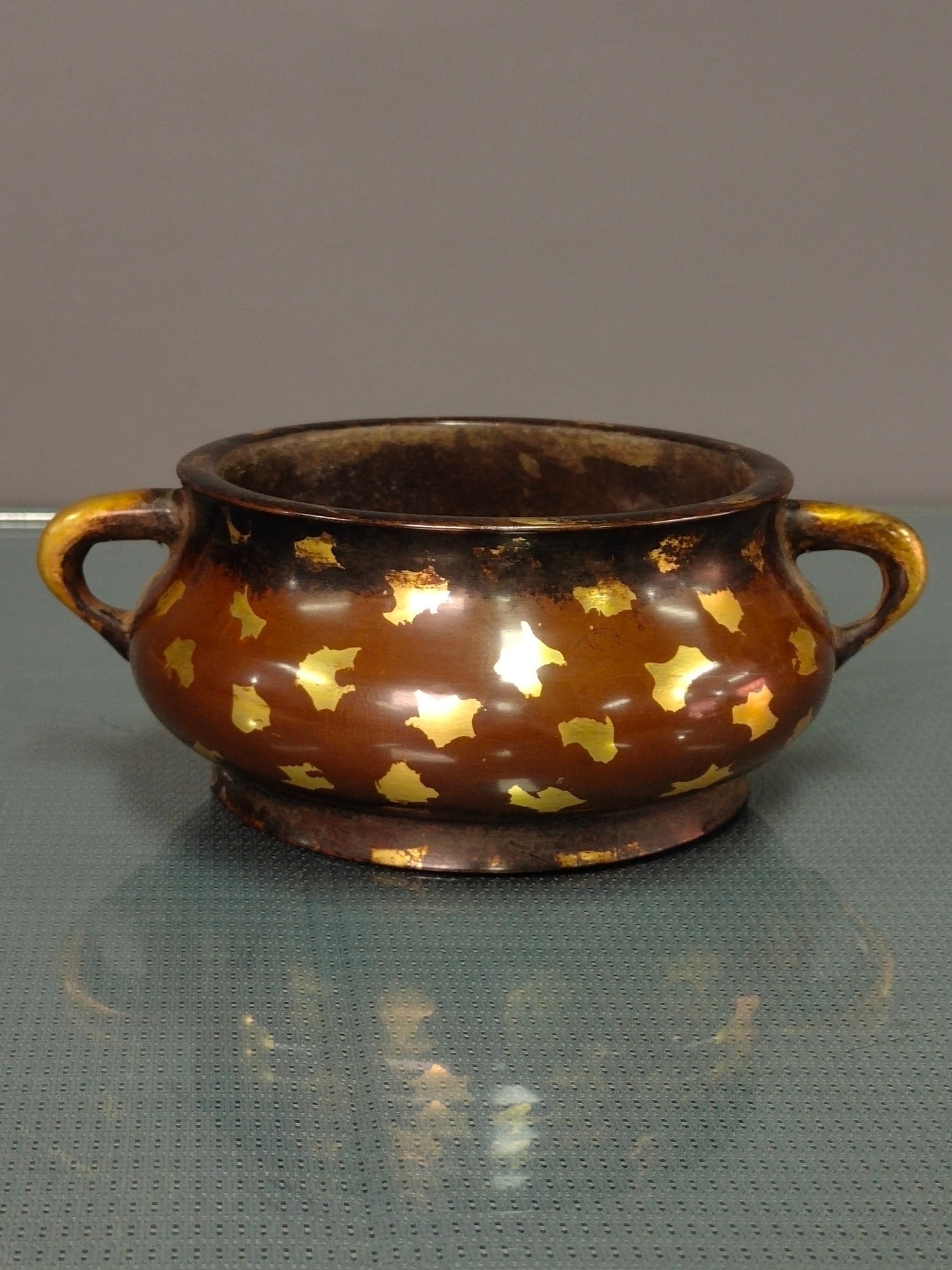 Chinese gilt bronze incense burner Ming dynasty Xuande Mark & Period (1 of 9)