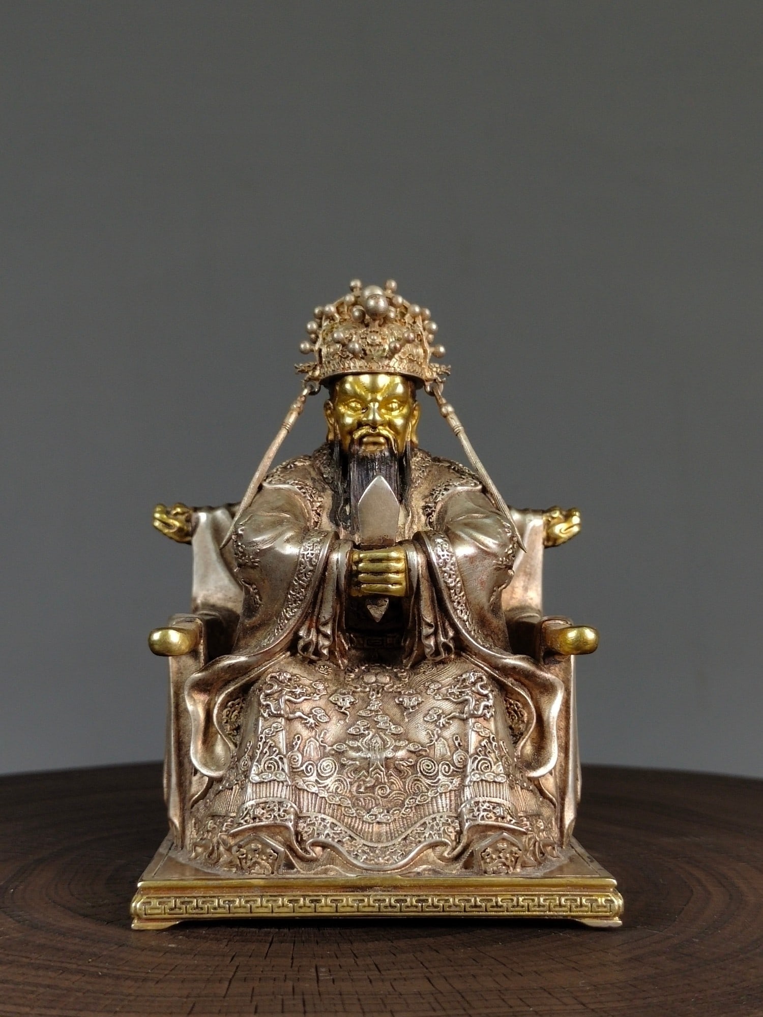 Chinese gilt bronze and silver buddha figure Qing dynasty (1 of 9)