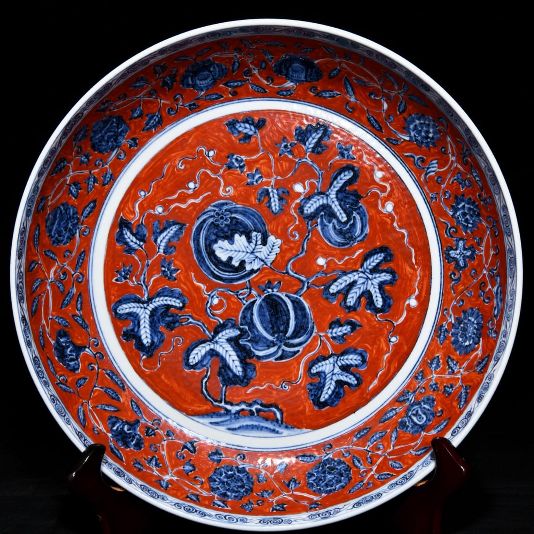 Chinese blue and red porcelain plate Ming dynasty Yongle Mark & Period (1 of 9)