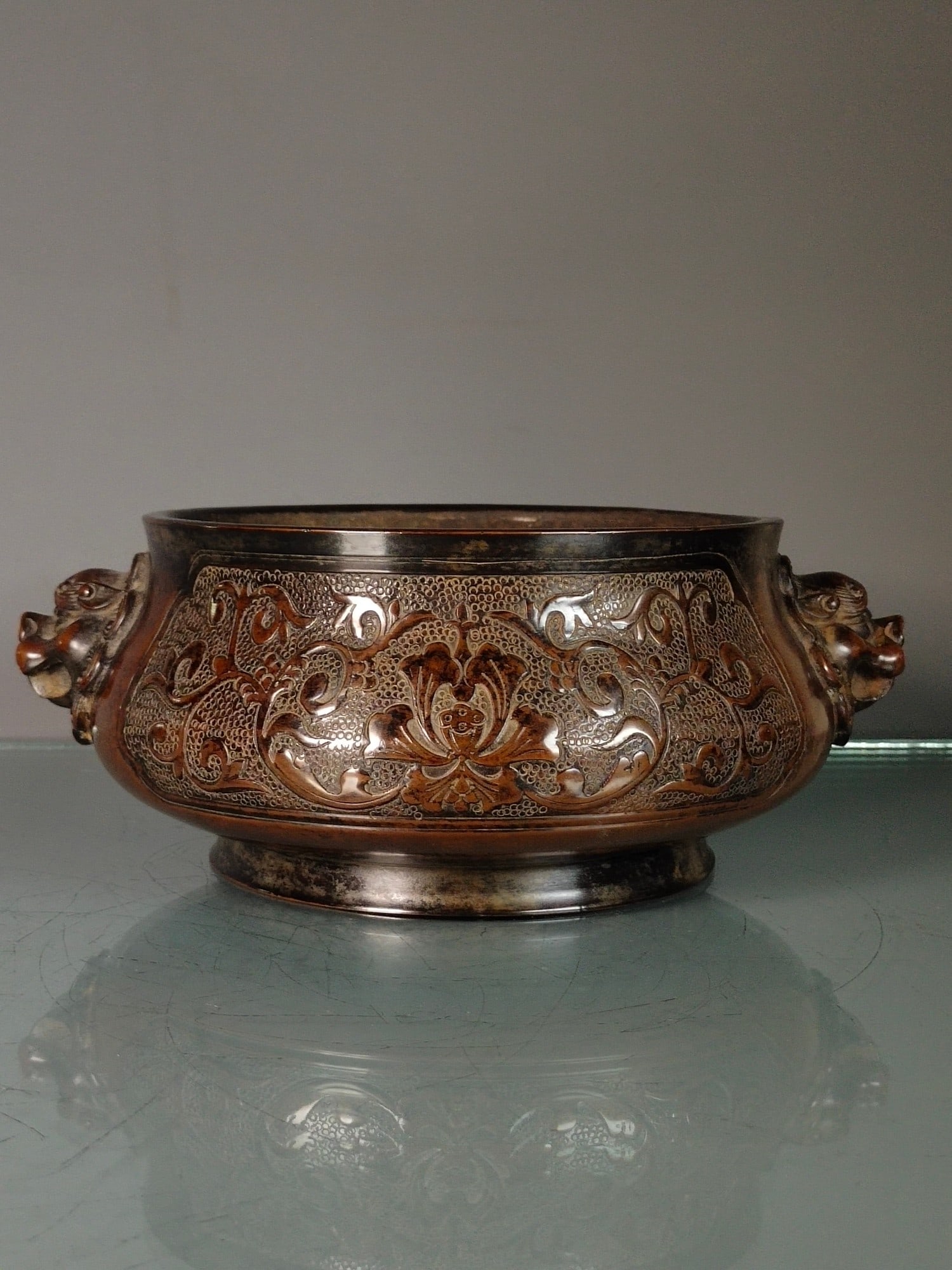 Chinese bronze ware incense burner Ming dynasty Xuande Mark & Period (1 of 9)