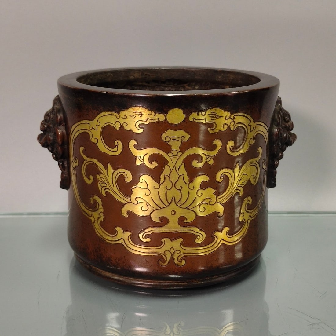 Chinese gilt bronze incense burner Ming dynasty Xuande Mark & Period: Size: Width 15.5 cm - Height 10.5 cm Materials: Gilt Bronze Time Period: Ming dynasty Manufactured Date: Xuande Mark & Period Object: Chinese Antique ⛨ Purchase With Confidence ✔ Ve