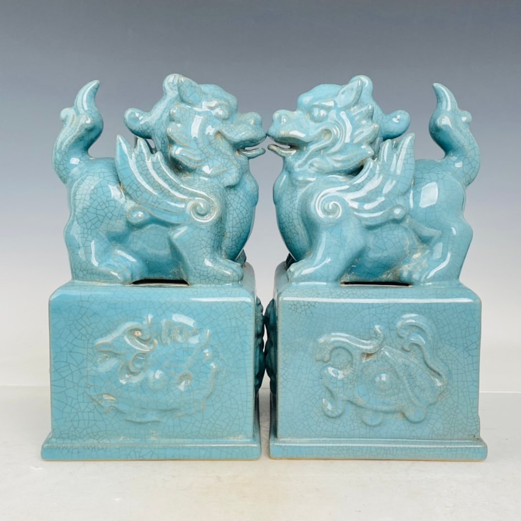 Chinese ru kiln porcelain beast seal pair Song dynasty (1 of 9)