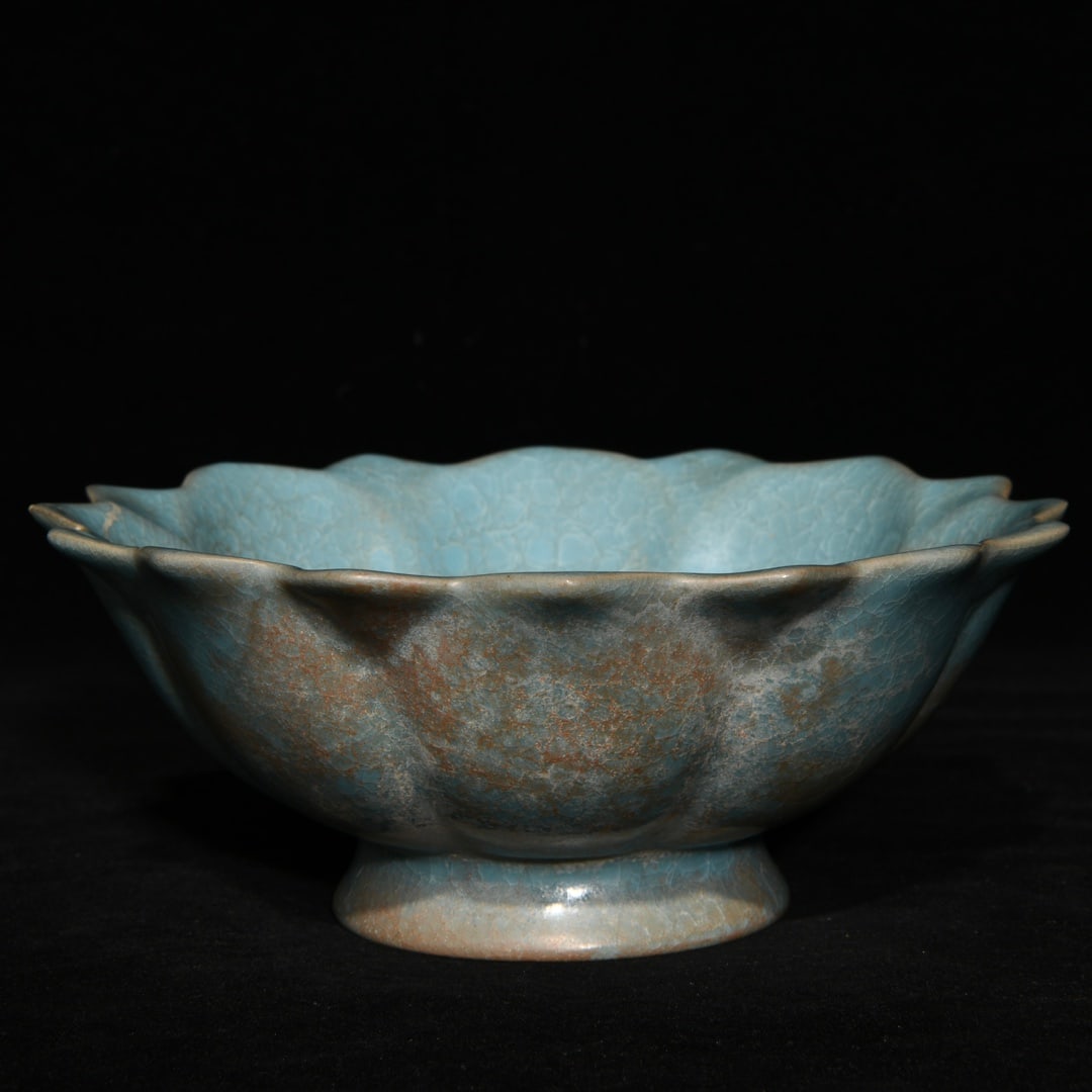 Chinese ru kiln porcelain bowl Song dynasty (1 of 9)