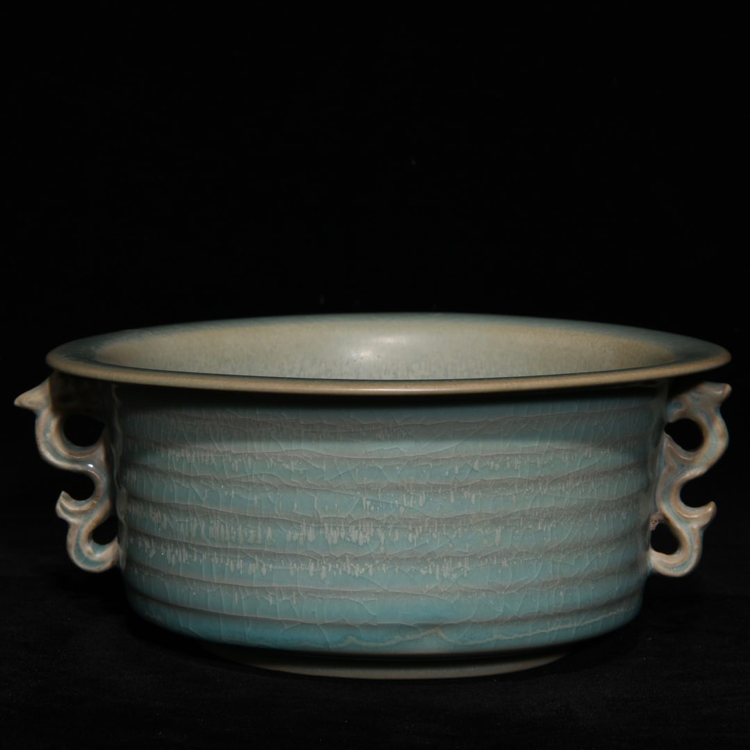 Chinese Ru kiln double-eared furnace with string Song Dynasty (1 of 9)