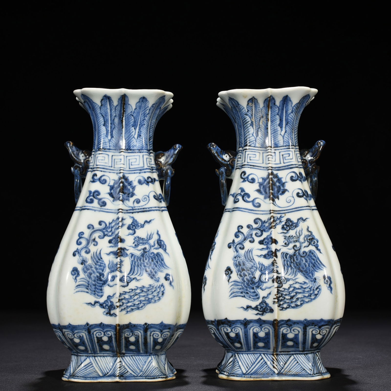 Chinese blue and white porcelain vase pair Ming dynasty Xuande Mark & Period (1 of 8)