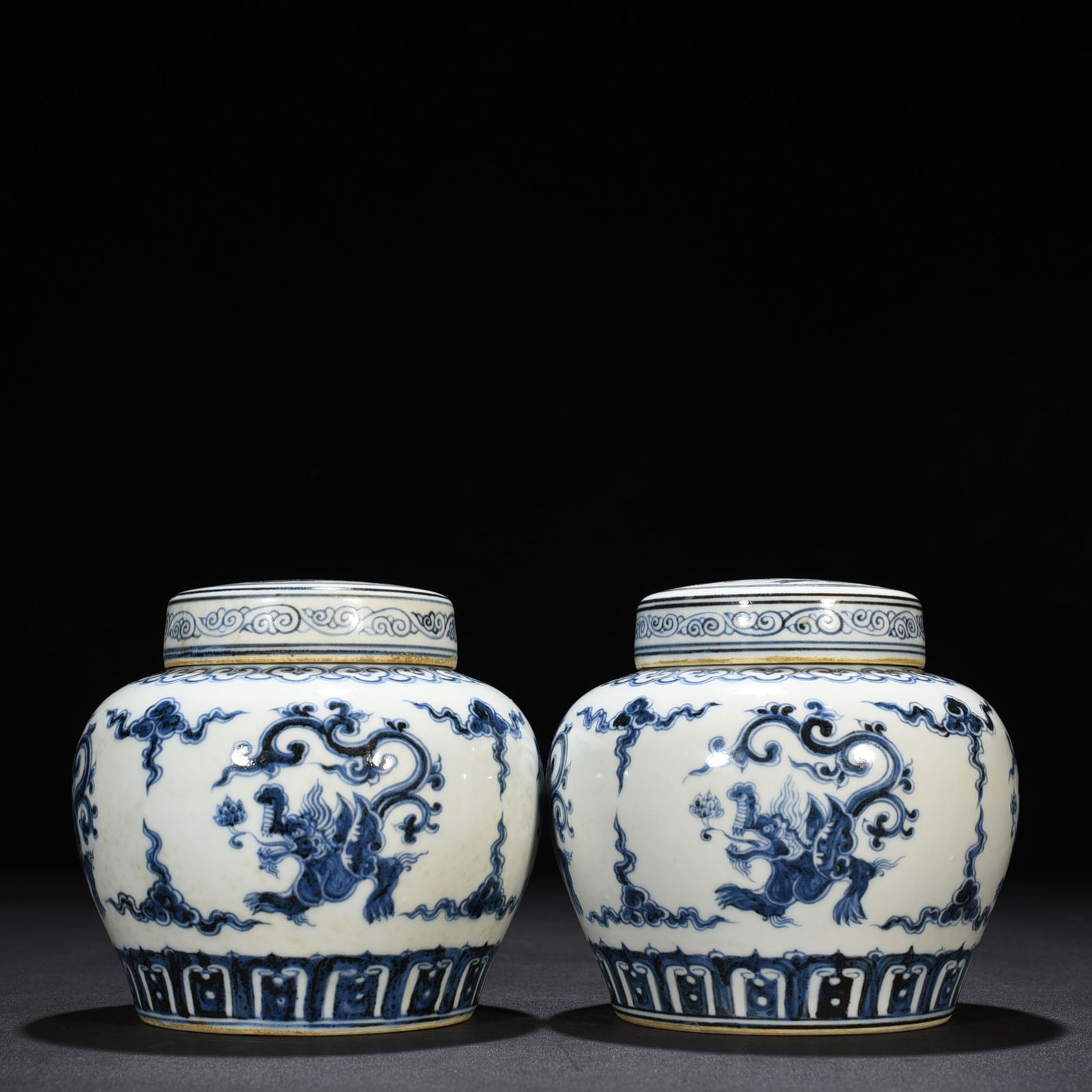 Chinese blue and white porcelain jar pair Ming dynasty Xuande Mark & Period: Size: Height 13 cm - Width 13 cm Materials: Porcelain Time Period: Ming dynasty Manufactured Date: Xuande Mark & Period Object: Chinese Antique ⛨ Purchase With Confidence ✔ Verified