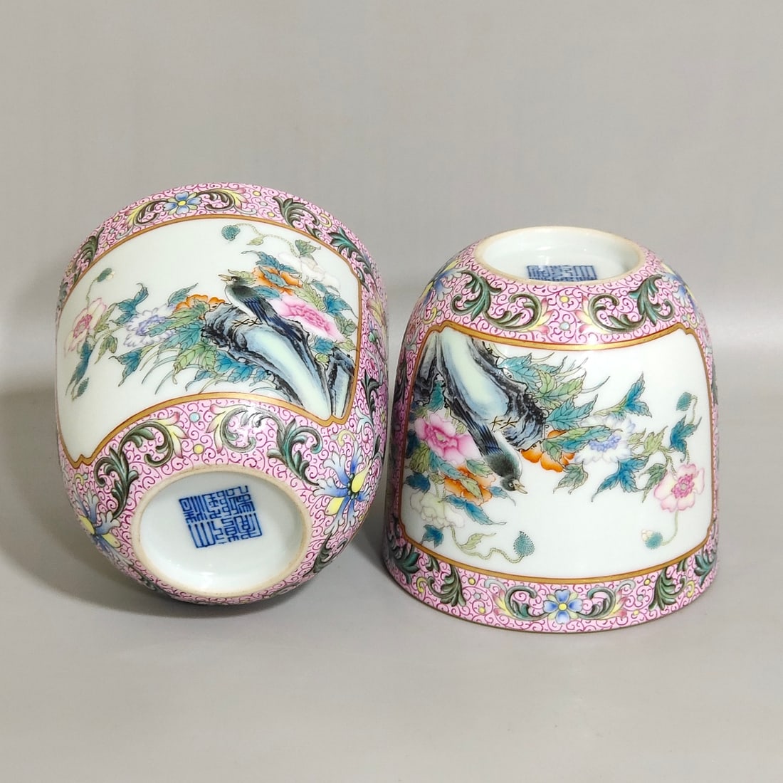 Chinese famille rose porcelain bowl pair Qing dynasty Qianlong Mark & Period (1 of 9)