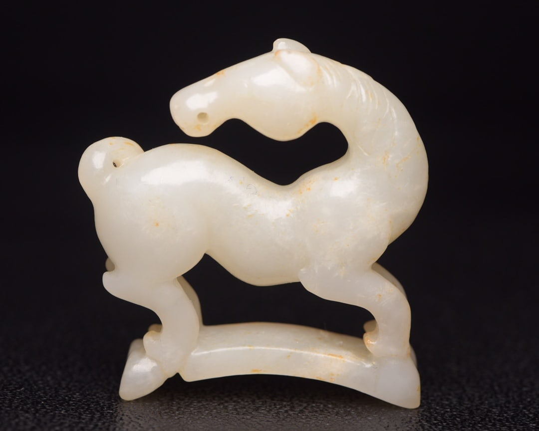 Chinese natural jade carved ornaments Qing dynasty (1 of 9)