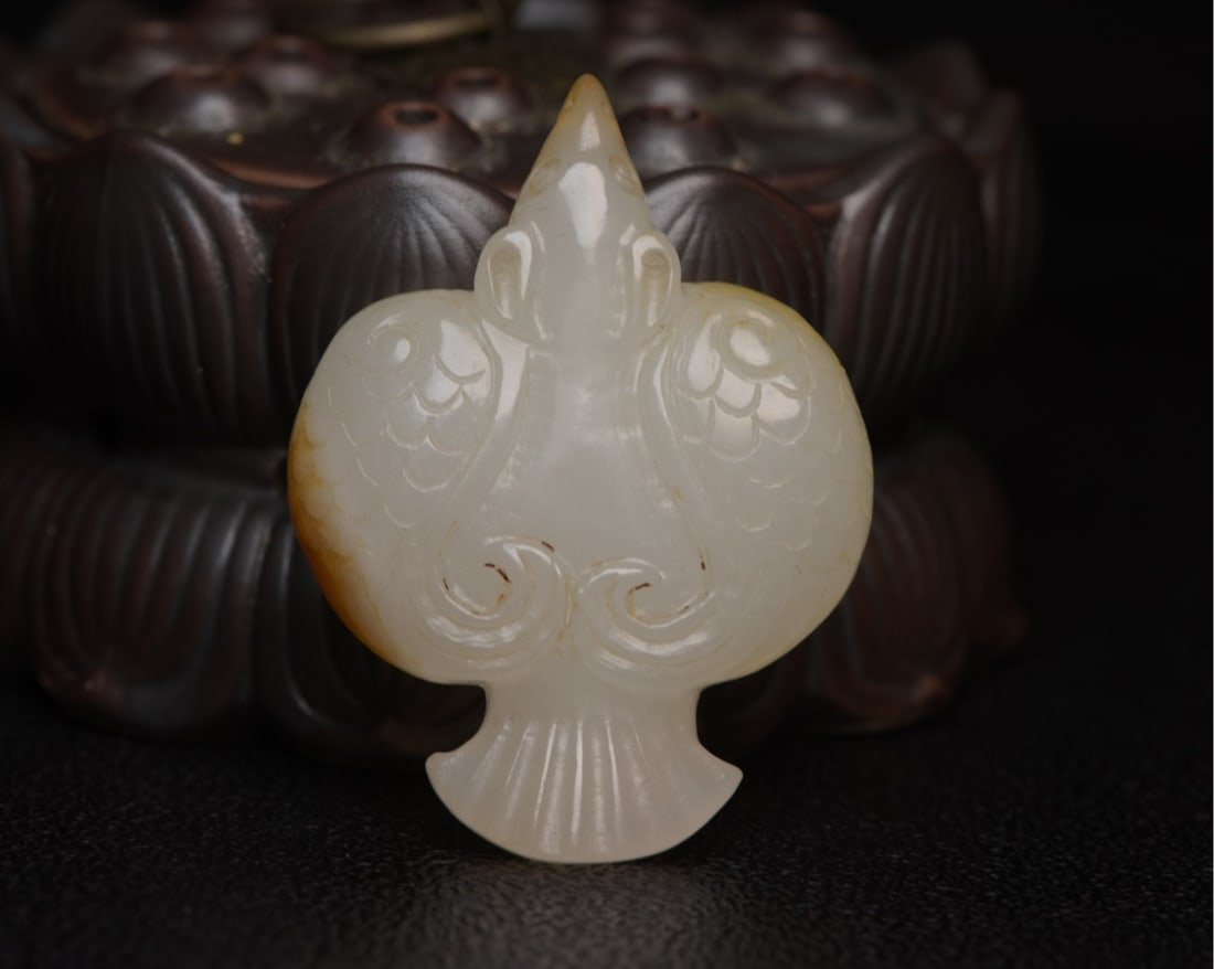 Chinese natural jade carved ornaments Qing dynasty (1 of 9)