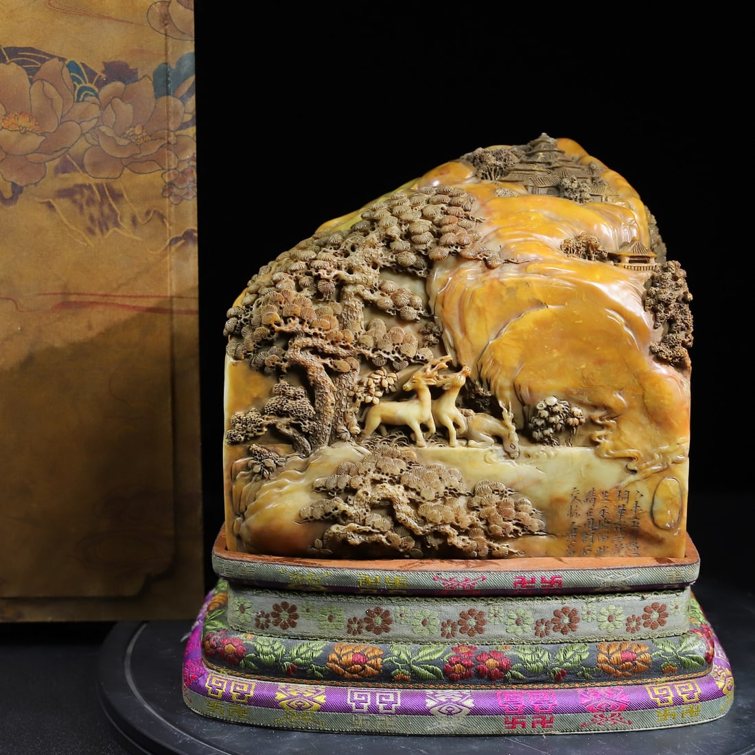 Chinese natural shoushan stone carved seal Qing dynasty (1 of 10)