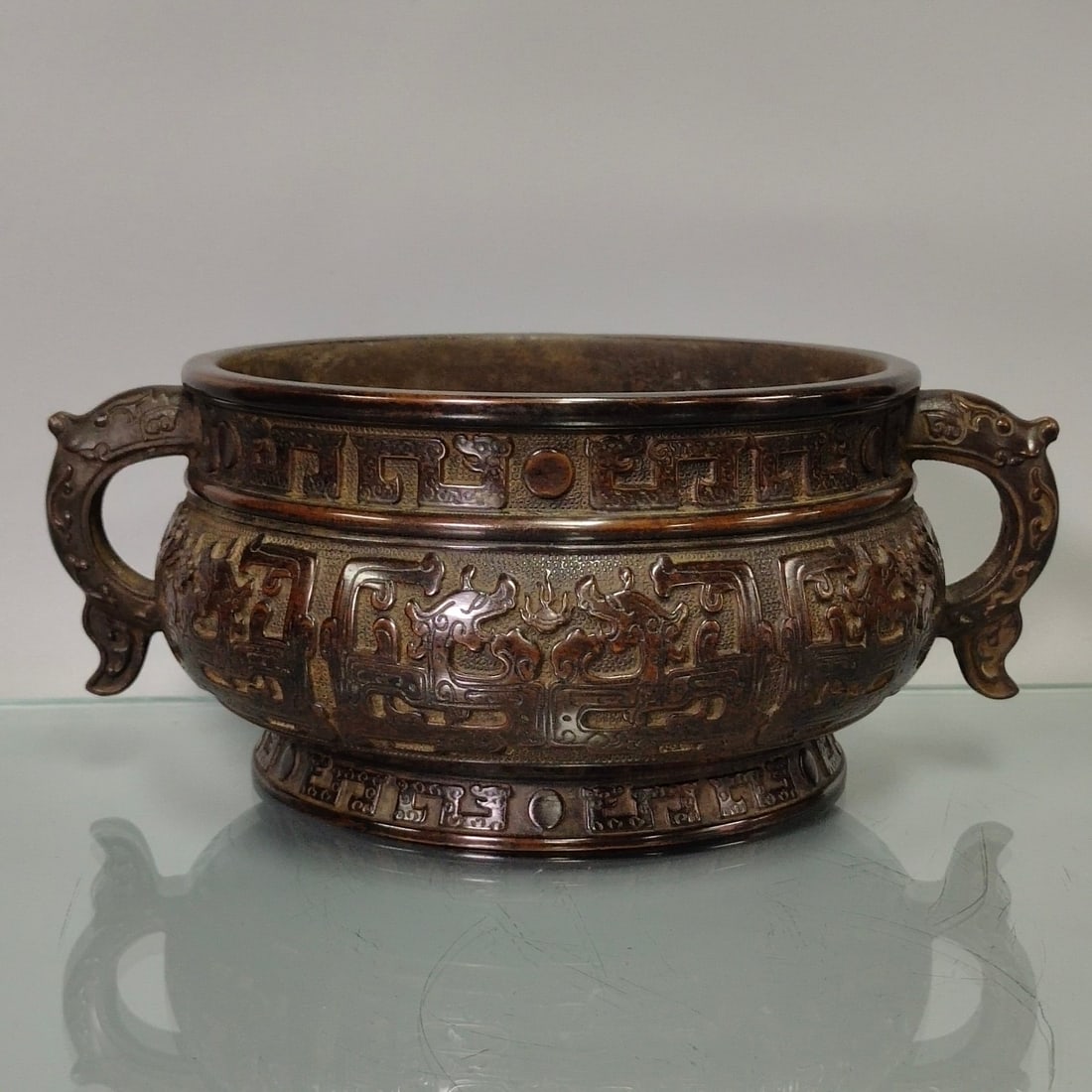 Chinese bronze ware incense burner Ming dynasty Xuande Mark & Period (1 of 9)