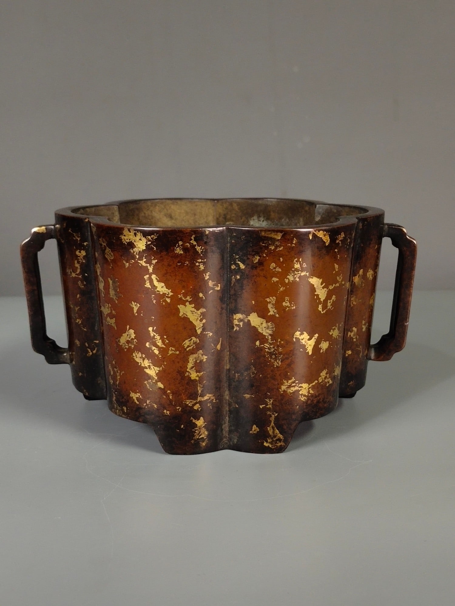 Chinese gilt bronze incense burner Ming dynasty Xuande Mark & Period (1 of 9)