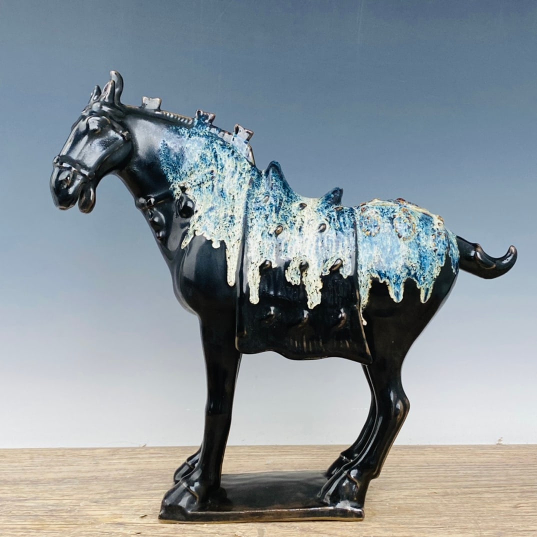 Chinese jun kiln porcelain horse statue Song dynasty (1 of 9)