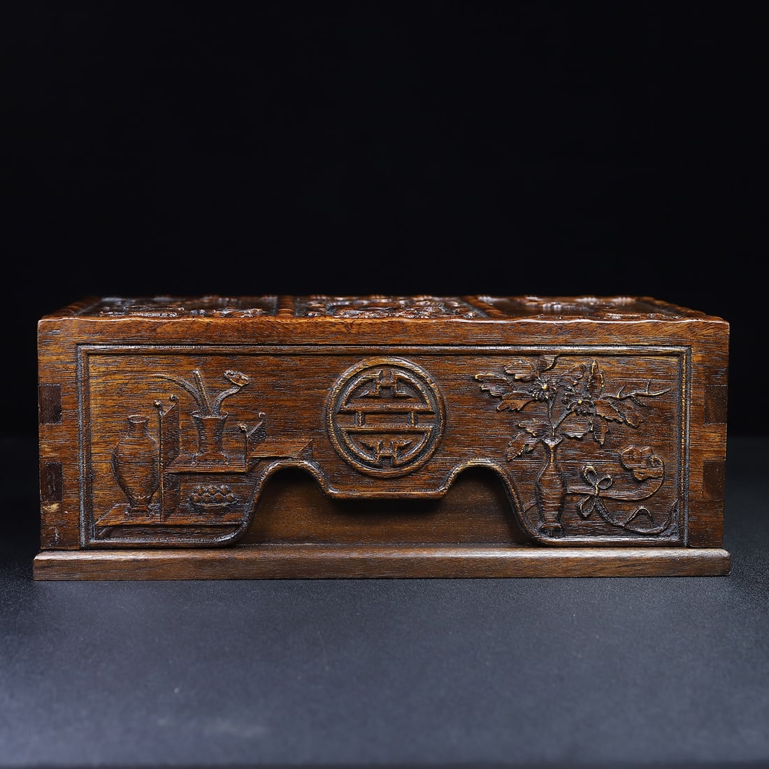Chinese rose wood treasure box Qing dynasty (1 of 9)