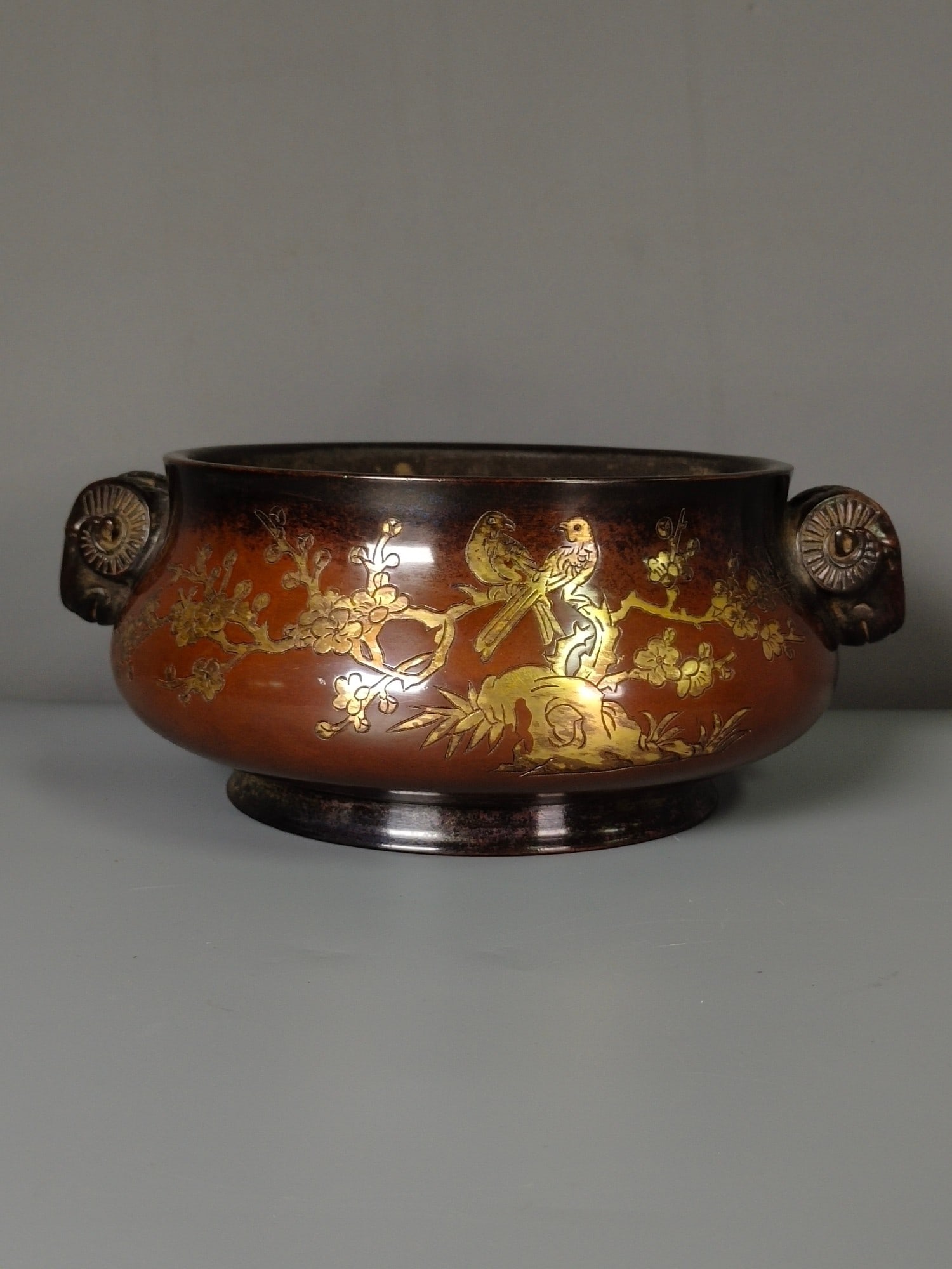 Chinese gilt bronze incense burner Ming dynasty Xuande Mark & Period (1 of 9)