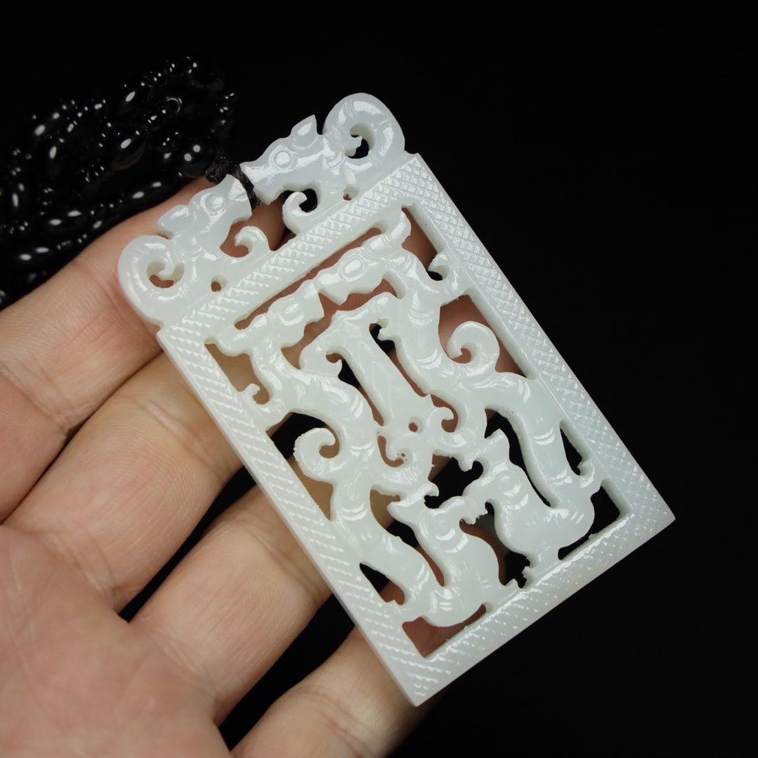 Chinese natural jade carved ornaments Qing dynasty (1 of 9)