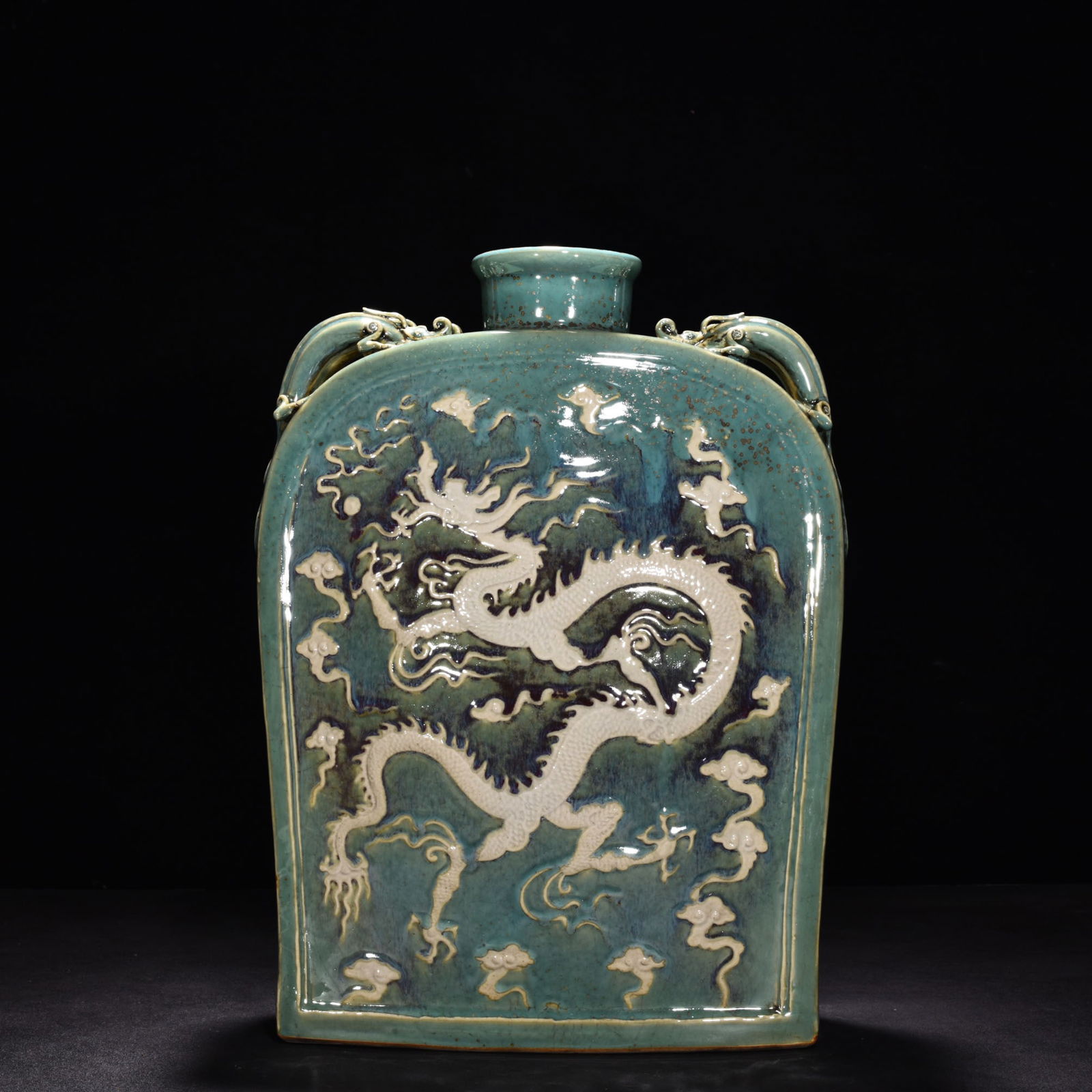 Chinese green and white porcelain bottle Yuan dynasty (1 of 9)