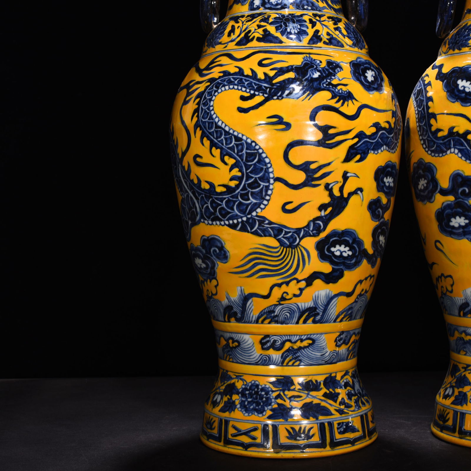 Yuan Dynasty blue and white delicate yellow glaze cloud and dragon elephant ear vase pair - 3