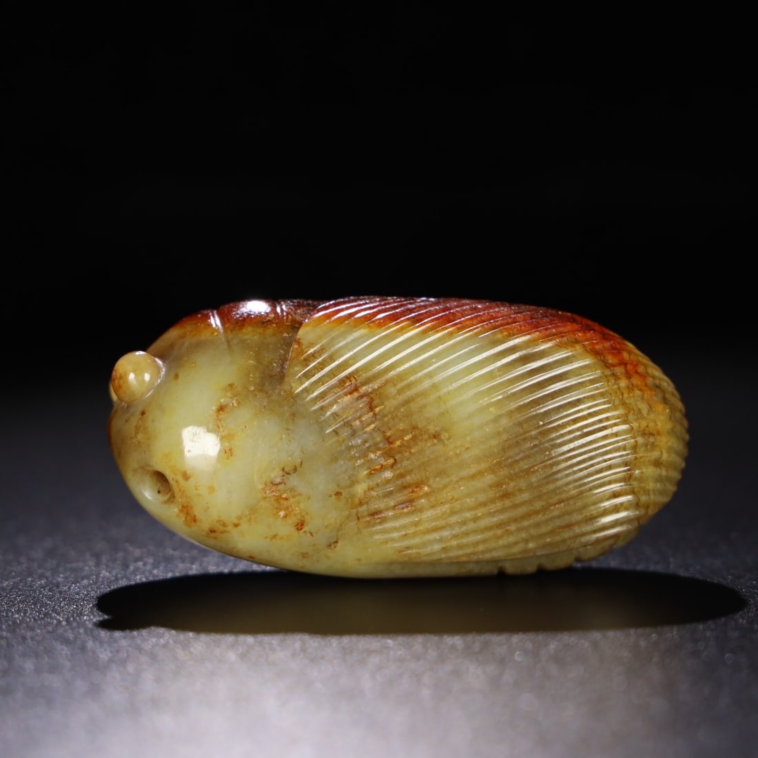 Chinese natural jade carved ornaments Qing dynasty: Size: Height 4.8 cm - Width 10 cm Materials: Natural Jade Time Period: Qing dynasty Manufactured Date: Qianlong Period Object: Chinese Antique ⛨ Purchase With Confidence ✔ Verified