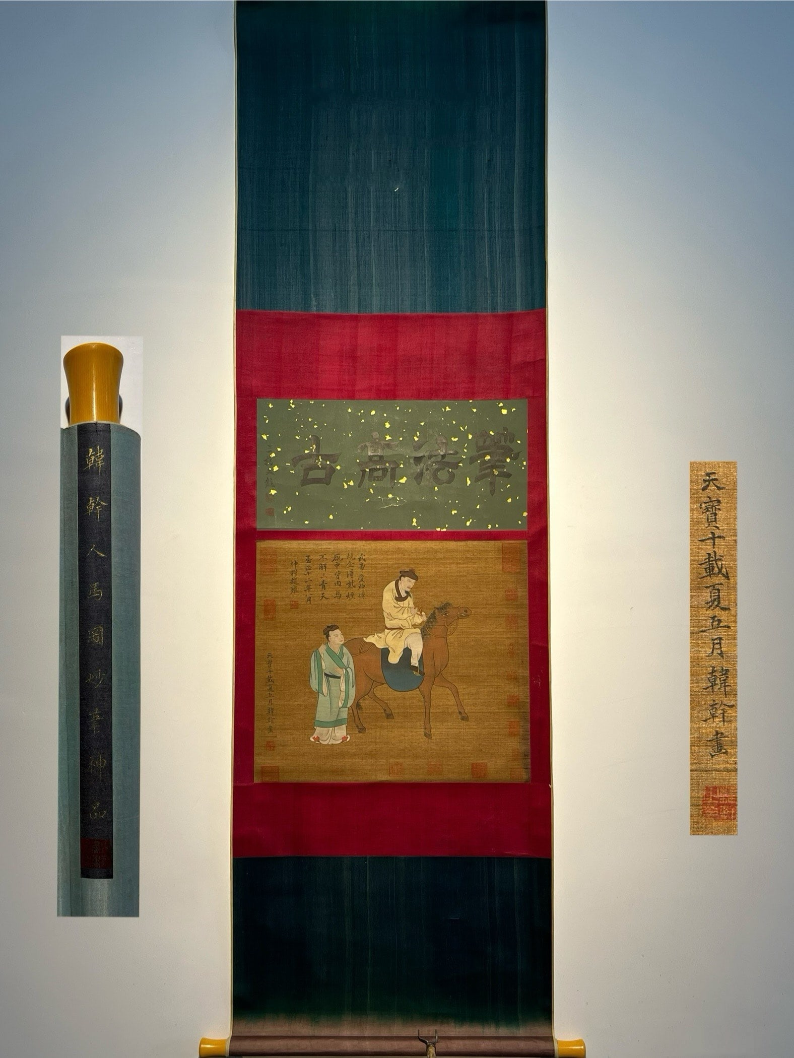 Chinese scroll painting Tang dynasty Han Gan: Size: Height 70 cm - Width 52 cm Materials: Silk Time Period: Tang dynasty Manufactured by: Han Gan Object: Chinese Antique A fine silk painting of horses and figures by Han Gan, a prominent Tang Dyna