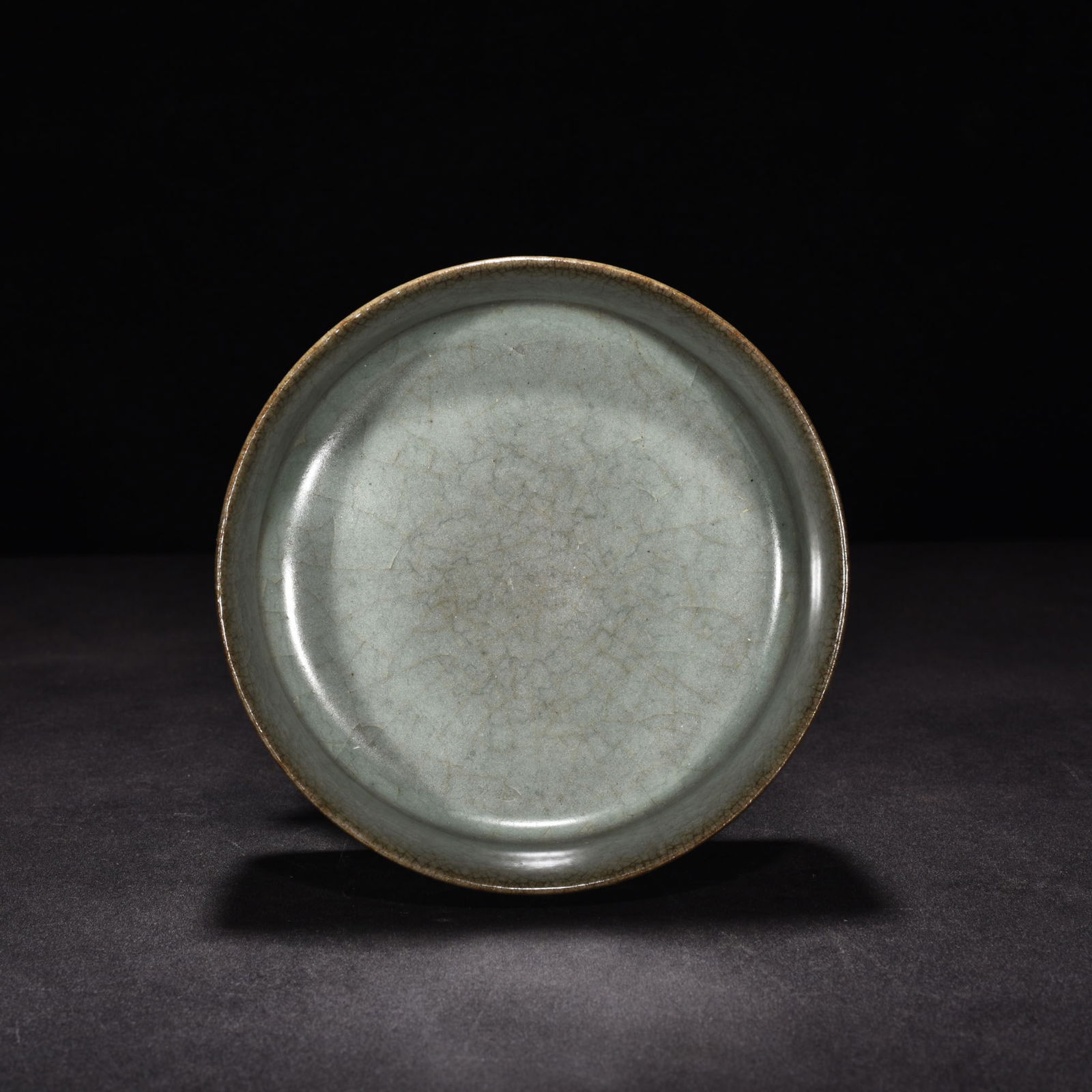 Song Dynasty official kiln celadon round washer (1 of 6)