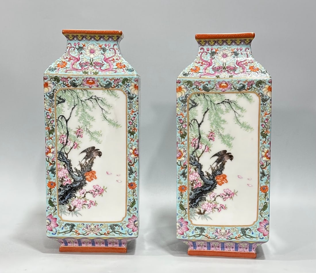 Chinese famille rose porcelain vase pair Qing dynasty Qianlong Mark & Period (1 of 9)