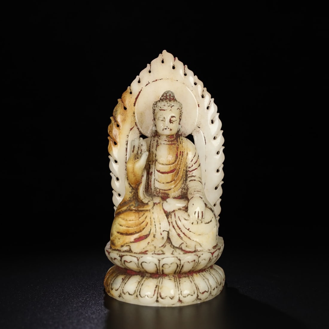 Chinese natural jade carved ornaments Qing dynasty: Size: Height 16.2 cm - Width 8.3 cm Materials: Natural Jade Time Period: Qing dynasty Manufactured Date: Qianlong Period Object: Chinese Antique ⛨ Purchase With Confidence ✔ Verifie