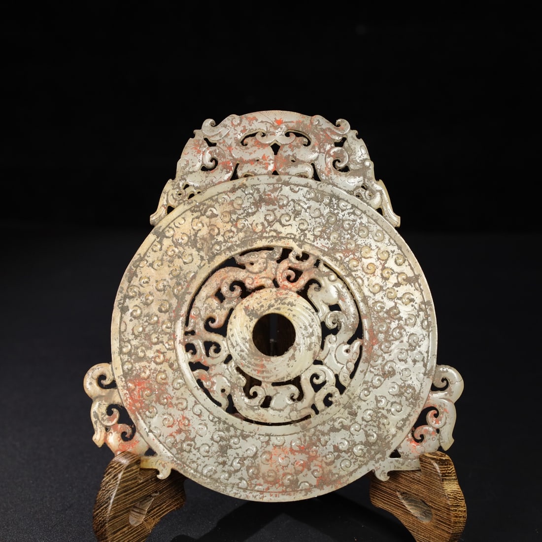 Chinese archaic jade carved ornaments: Size: Height 14.3 cm - Width 13.5 cm Materials: Archaic Jade Time Period: Han dynasty Manufactured Date: 1st to 3rd Century Period Object: Chinese Antique ⛨ Purchase With Confidence Ϩ