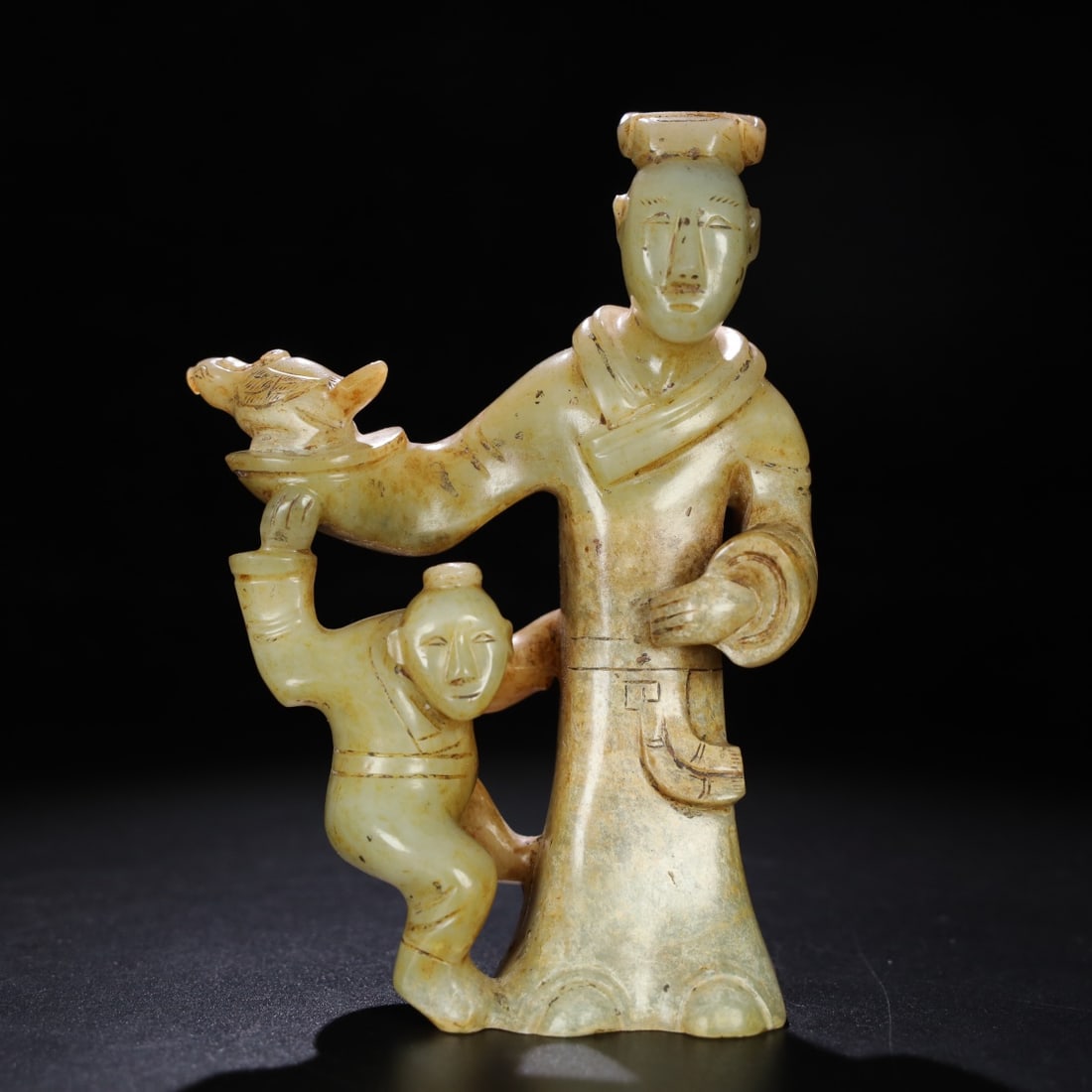 Chinese archaic jade carved ornaments: Size: Height 15.8 cm - Width 11.5 cm Materials: Archaic Jade Time Period: Han dynasty Manufactured Date: 1st to 3rd Century Period Object: Chinese Antique ⛨ Purchase With Confidence Ϩ