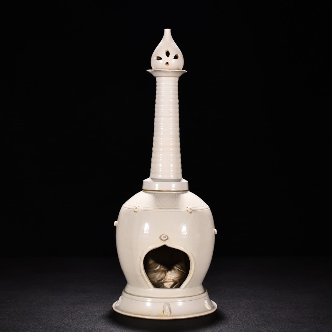 Song Dynasty Ding kiln carved porcelain Buddhist niche: Size: Height 46 cm - Width 17 cm Materials: Porcelain Time Period: Song dynasty Manufactured Date: 10th-c Object: Chinese Antique ⛨ Purchase With Confidence ✔ Verified Auction House