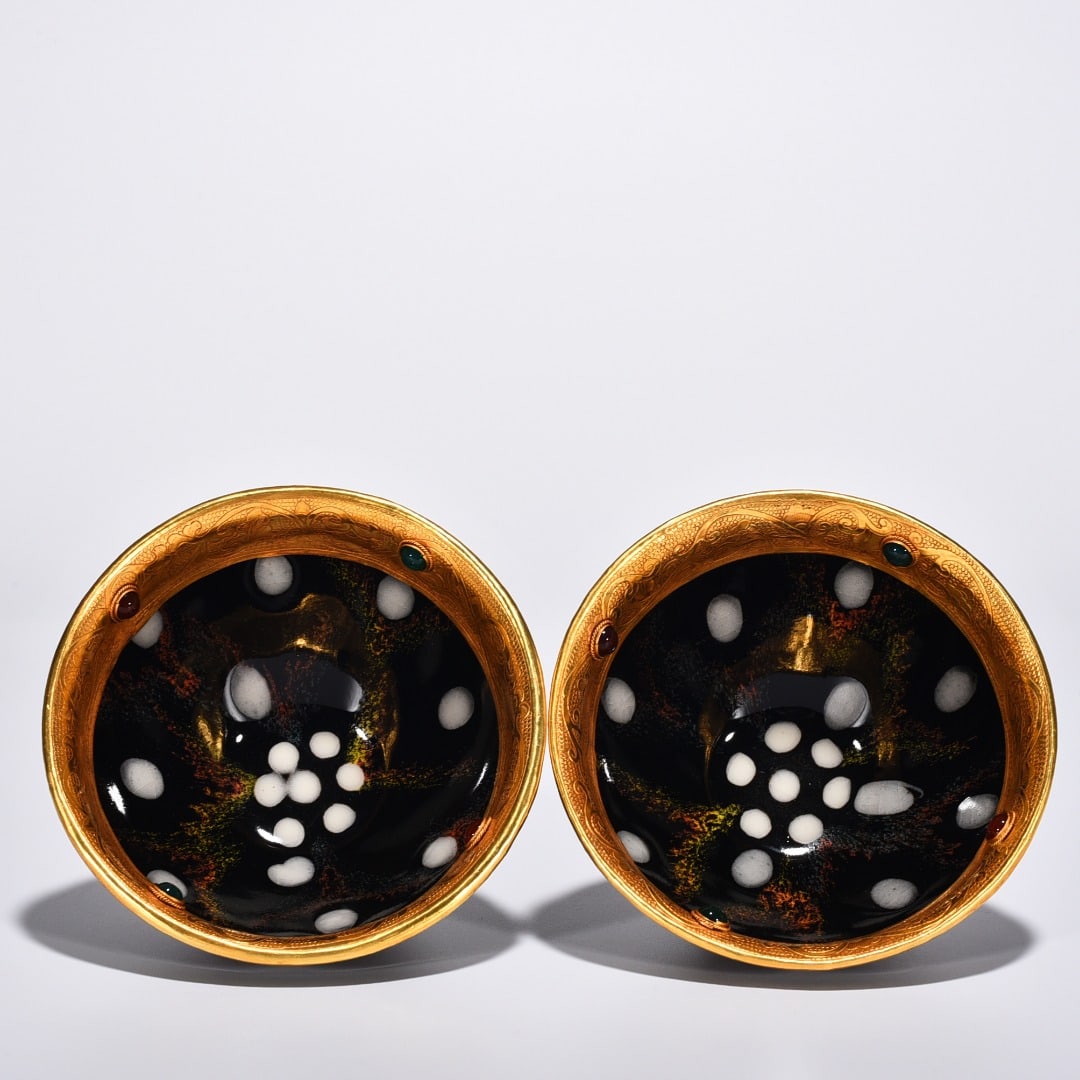 Song Dynasty Jianyao pearl-glazed poetry cup chiseled gilt inlaid gems: Size: Width 12.8 cm - Height 7.5 cm Materials: Porcelain Time Period: Song dynasty Manufactured Date: 10th-c Period Object: Chinese Antique ⛨ Purchase With Confidence ✔ Verified Auc