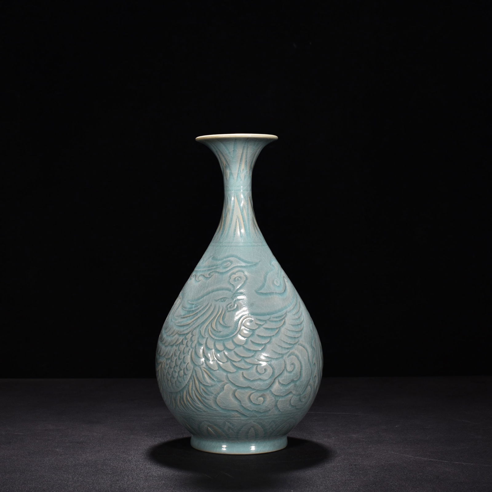 Song Dynasty Ru Kiln azure glaze carved phoenix jade pot spring vase: Size: Height 27.5 cm - Width 13.5 cm Materials: Porcelain Time Period: Song dynasty Manufactured Date: 10th-c Object: Chinese Antique ⛨ Purchase With Confidence ✔ Verified Auction H