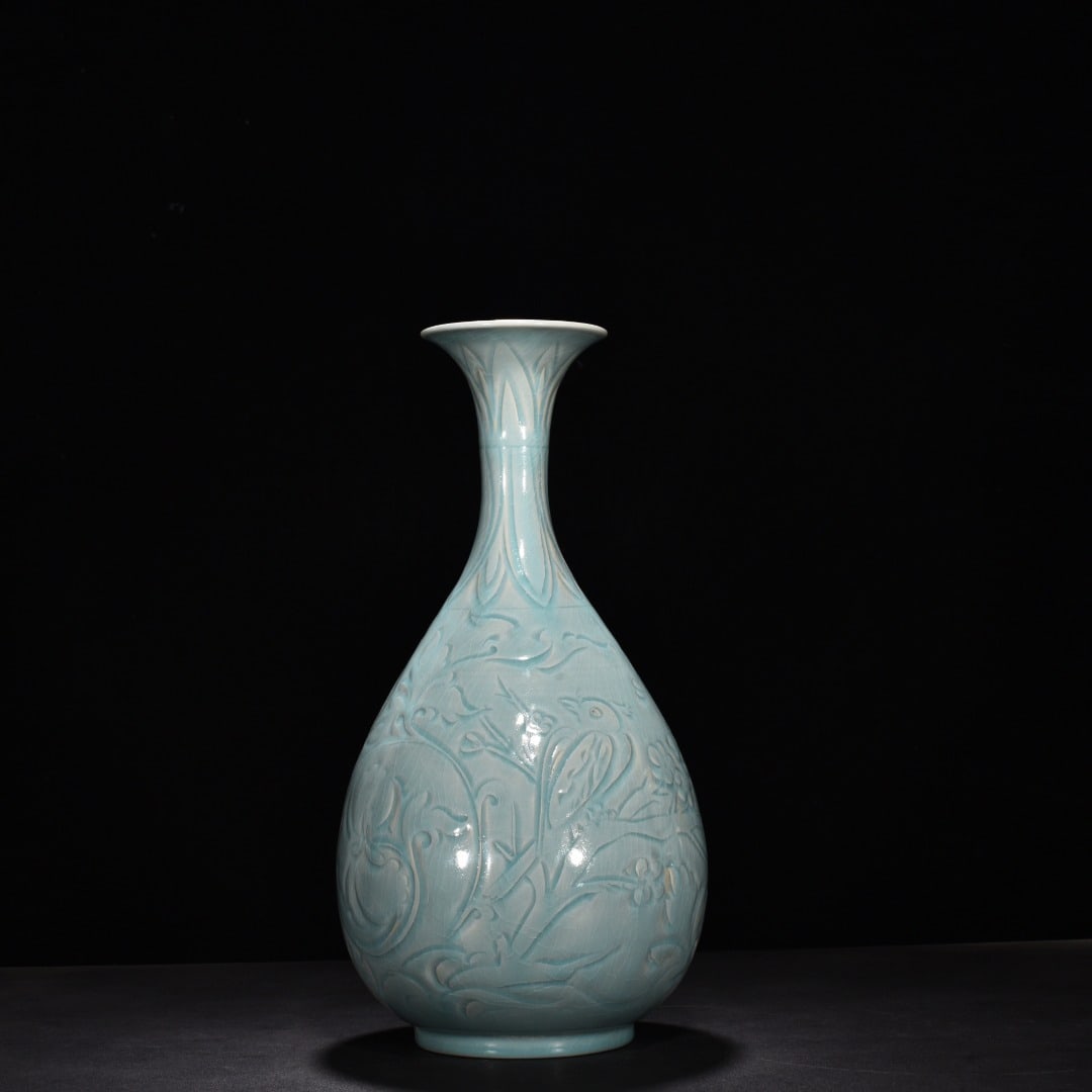 Song Dynasty Ru kiln azure glaze carved flower and bird jade pot spring vase (1 of 9)