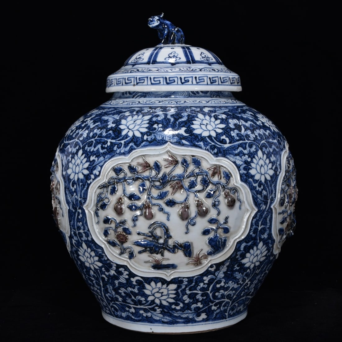 Yuan Dynasty blue and white underglaze red jar with window and pinch flower (1 of 9)