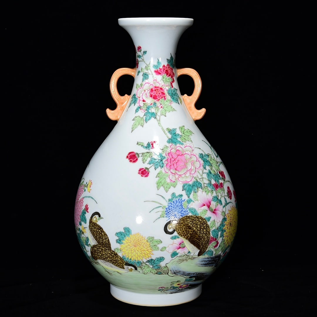 Qing Dynasty Qianlong famille rose double-eared jade pot spring vase (1 of 9)