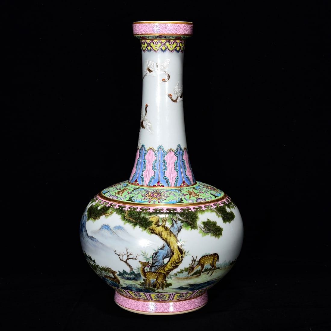 Chinese famille rose porcelain vase Qing dynasty Qianlong Mark & Period (1 of 9)