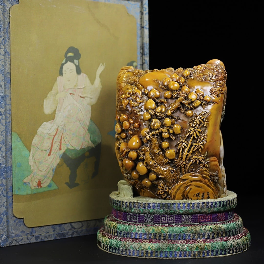 Chinese natural shoushan stone carved seal Qing dynasty (1 of 8)