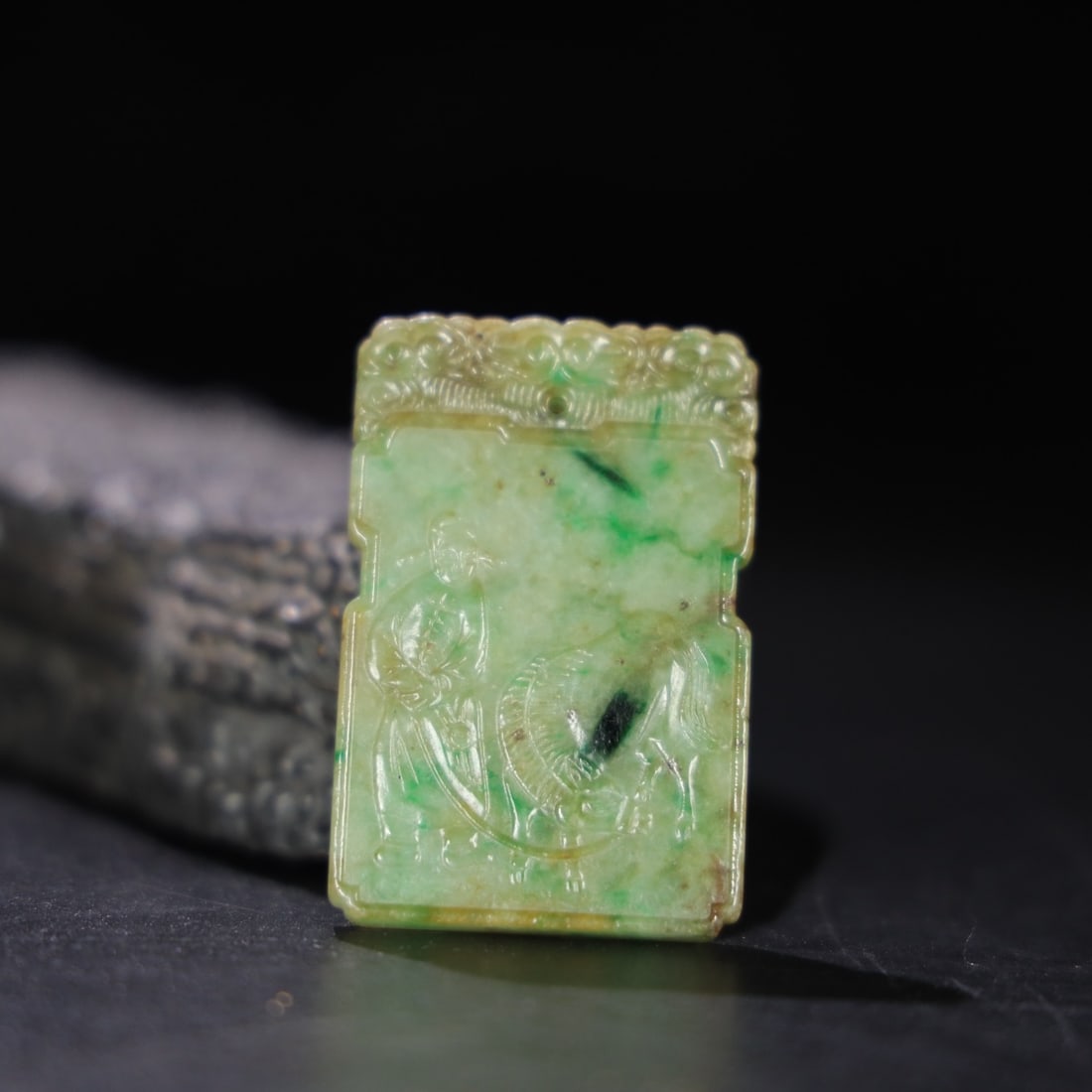 Chinese natural jade carved ornaments Qing dynasty (1 of 8)