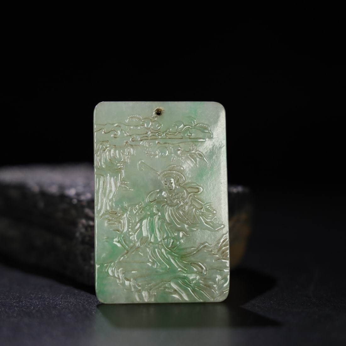 Chinese natural jade carved ornaments Qing dynasty: Size: Height 6.2 cm - Width 4.2 cm Materials: Natural Jade Time Period: Qing dynasty Manufactured Date: Qianlong Period Object: Chinese Antique ⛨ Purchase With Confidence ✔ Verified