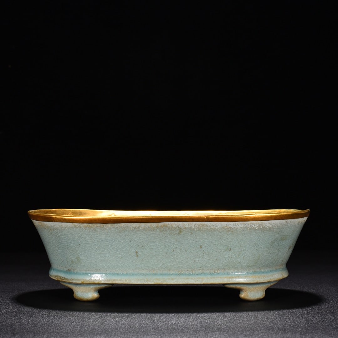 Song Dynasty Ru kiln Azure-glazed narcissus basin (engraved gilt inlaid with gems): Size: Width 23.8 cm - Height 7.3 cm Materials: Porcelain Time Period: Song dynasty Manufactured Date: 10th-c Period Object: Chinese Antique ⛨ Purchase With Confidence✔ Verified